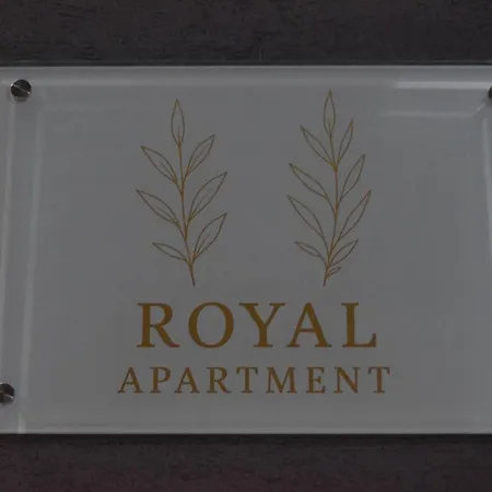Royal * Kavála